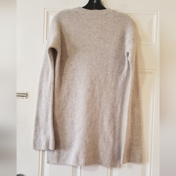 Athleta Wool and Cashmere Crew Neck Sweater - Picture 6 of 9